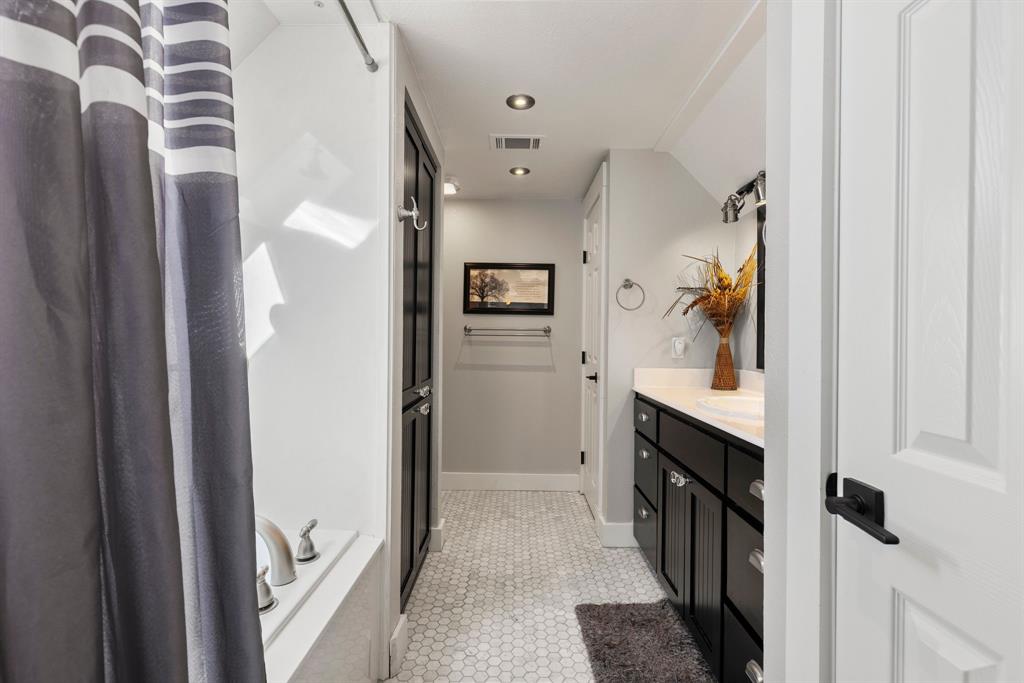 Elias M Eubanks Surv Abs #343 - Residential