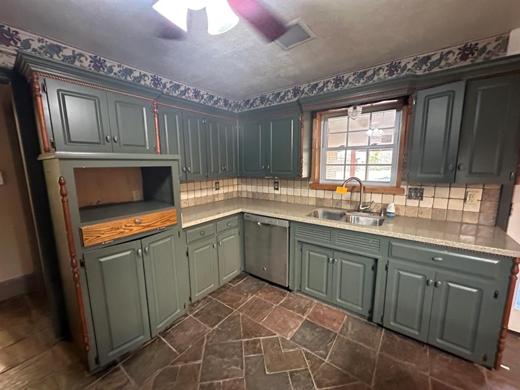 40A Rhea Mills Circle