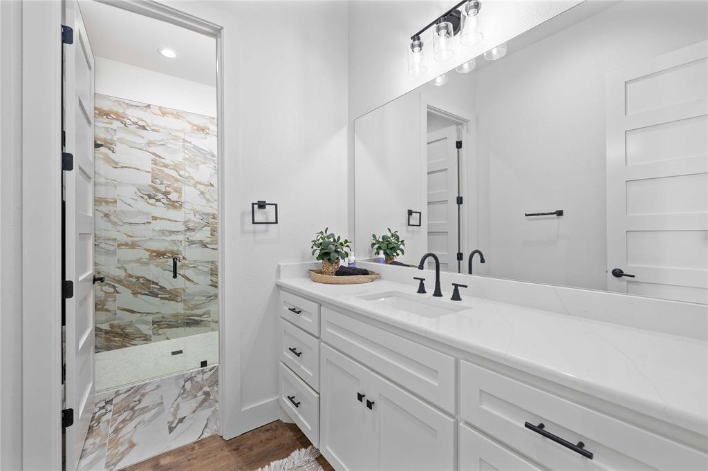 OAK POINT PHASE TREE - Residential