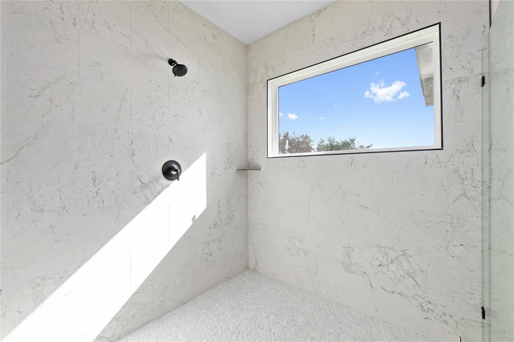 OAK POINT PHASE TREE - Residential