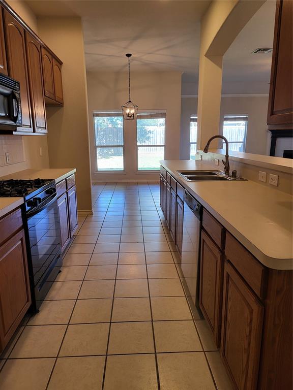 Winsor Meadows At Westridge Ph 1 - Residential Lease