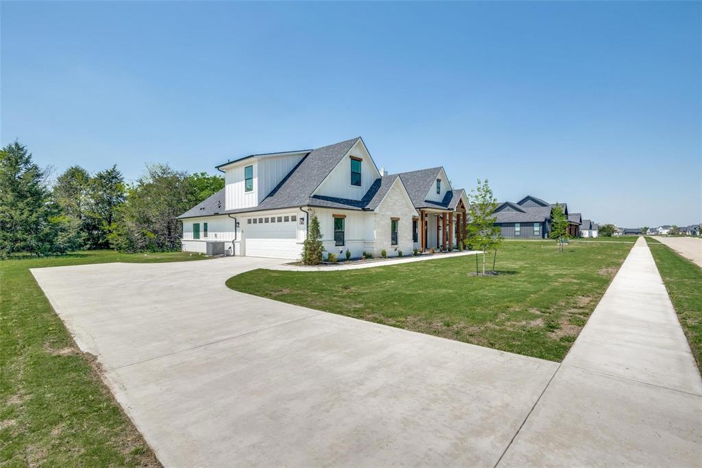 3822 evergreen Lane