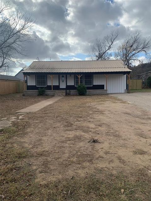 A home in Brownwood