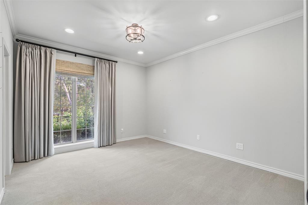 Fort Worth, Texas 76108, United States, 5 Bedrooms Bedrooms, ,3 BathroomsBathrooms,Residential,Pending,205372