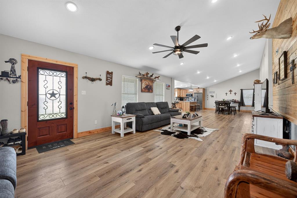 H H LOCKRIDGE - Residential