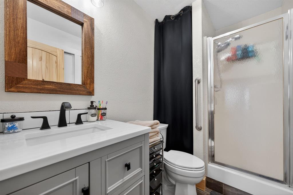 H H LOCKRIDGE - Residential