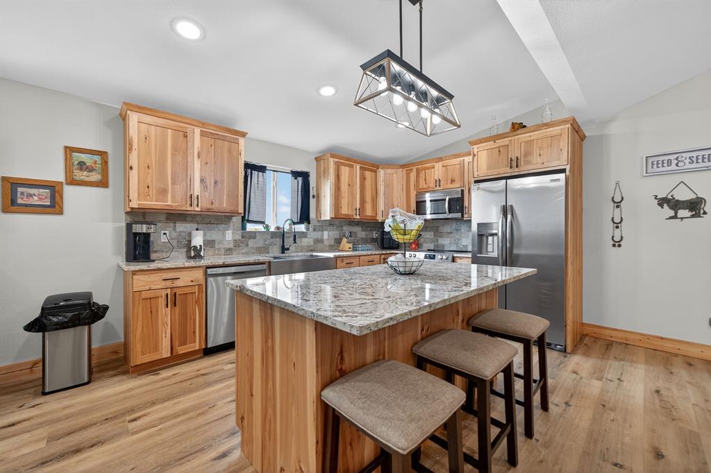 H H LOCKRIDGE - Residential