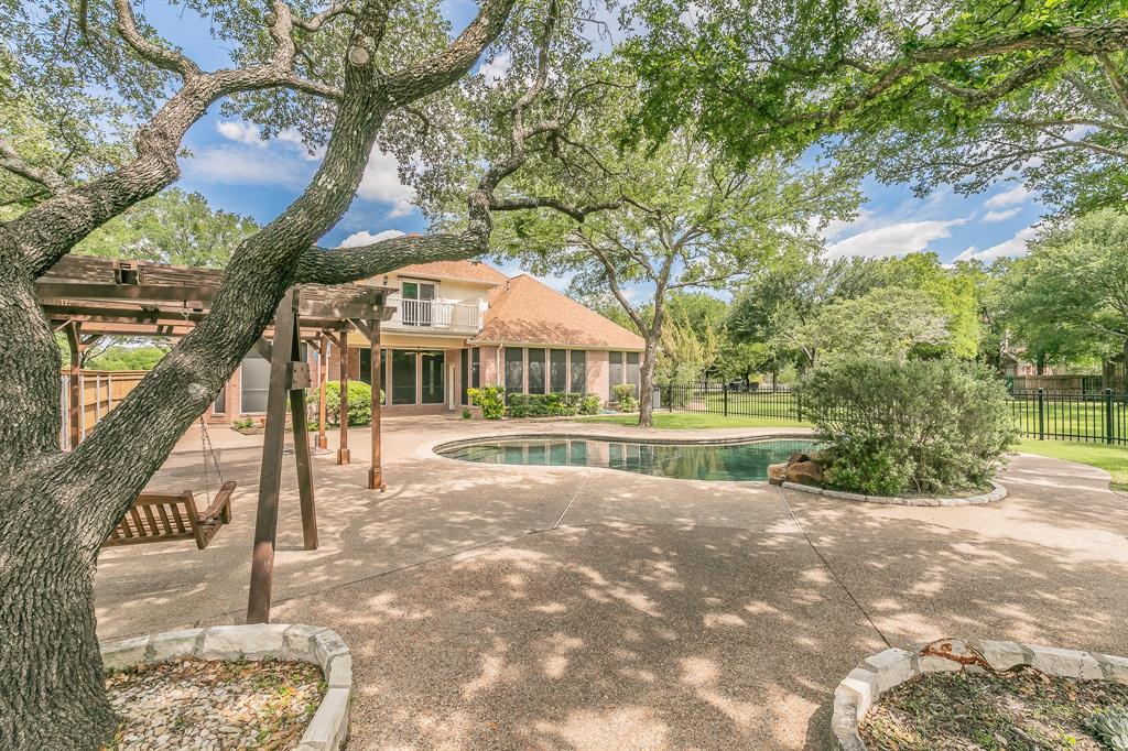 128 Oakview Drive