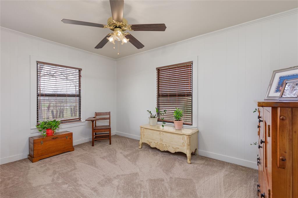 Abst A1002, A1002 W SAUNDERS, - Residential