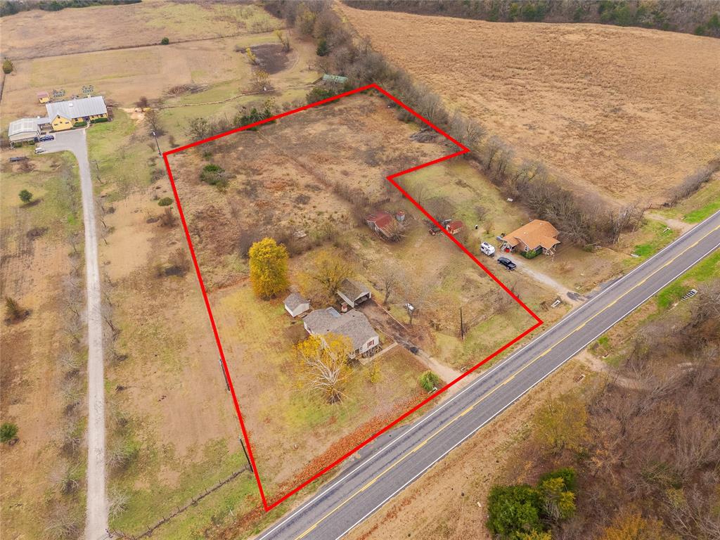 Abst A1002, A1002 W SAUNDERS, - Residential