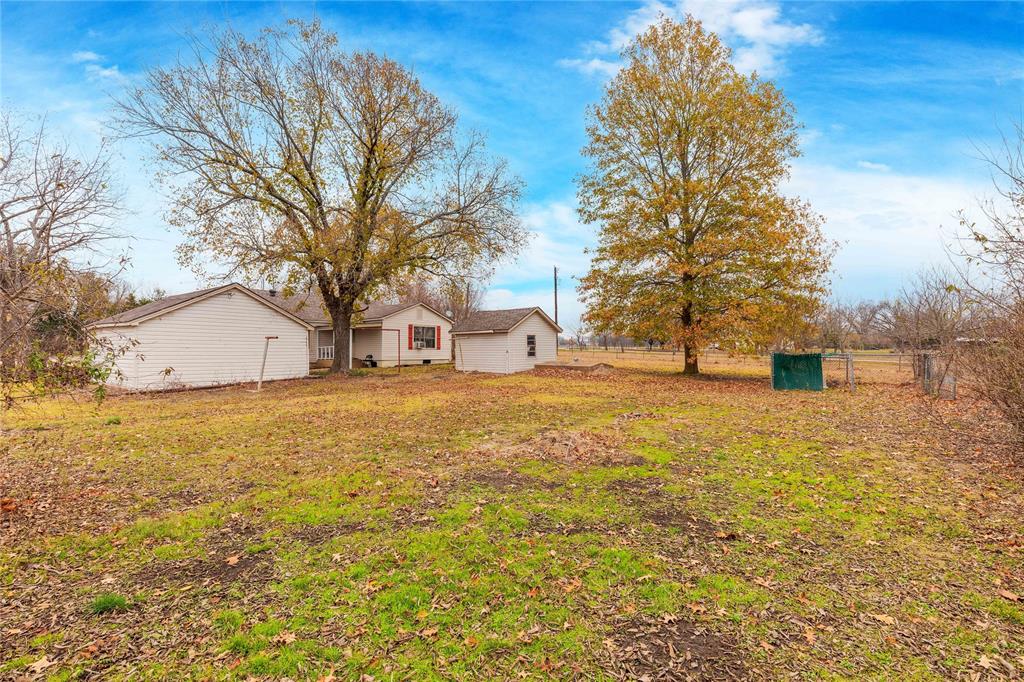 Abst A1002, A1002 W SAUNDERS, - Residential