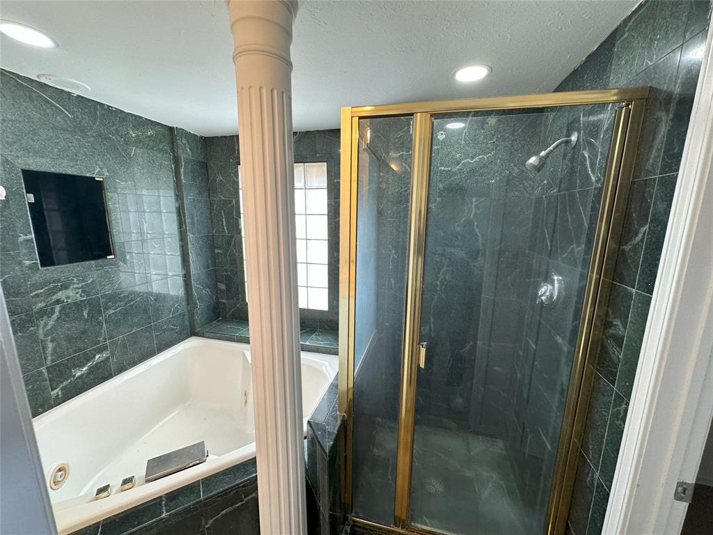 Cross Creek 6 - Residential