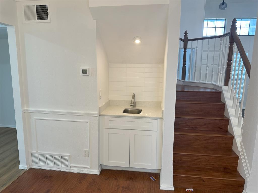 Cross Creek 6 - Residential