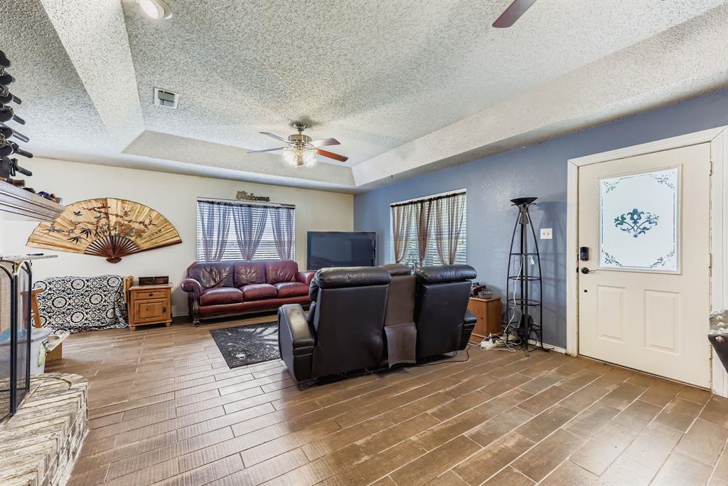1605 Ann And Dossy Court