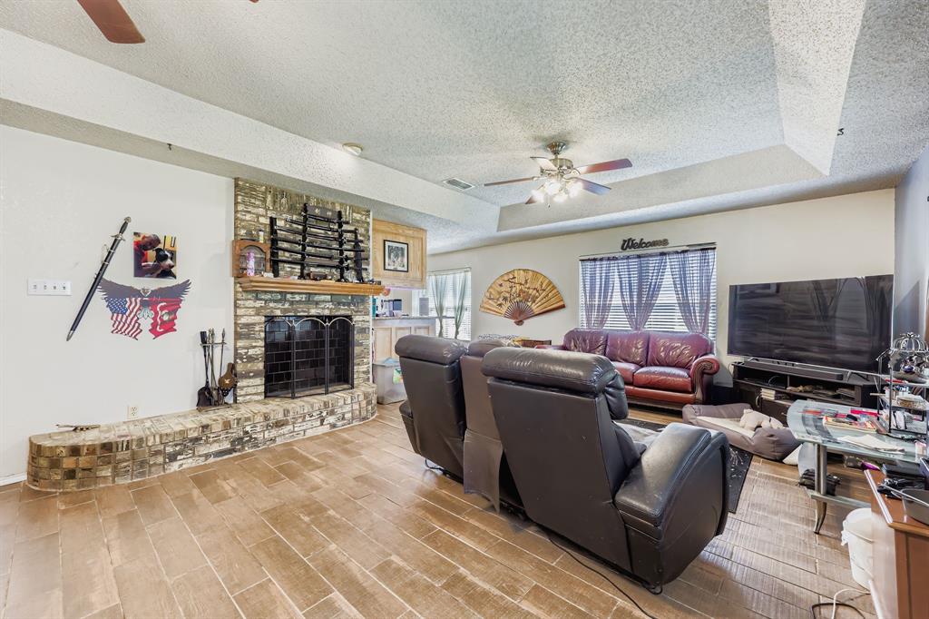 1605 Ann And Dossy Court