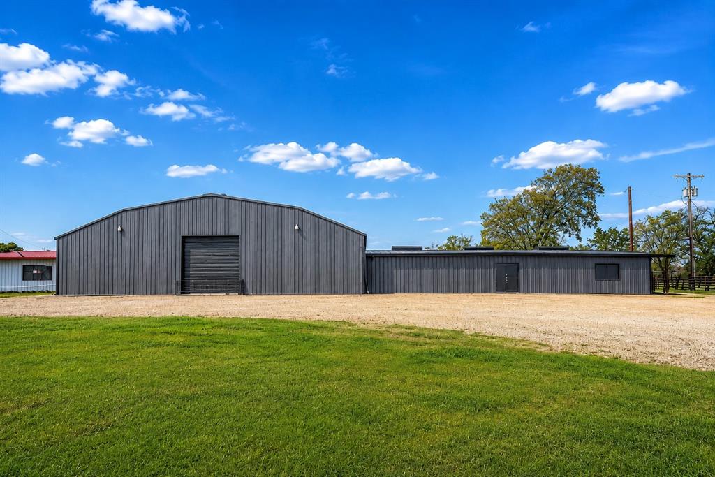 Photo 1 of 14 — 111 Frontier Drive, Quinlan, TX 75474