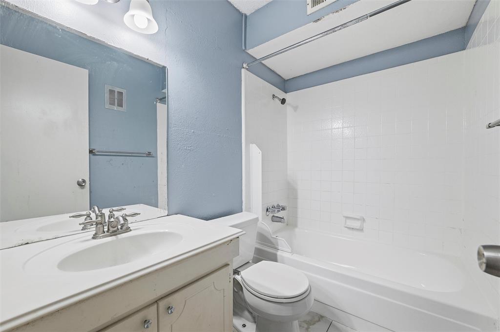 Woodhaven Condo - Residential