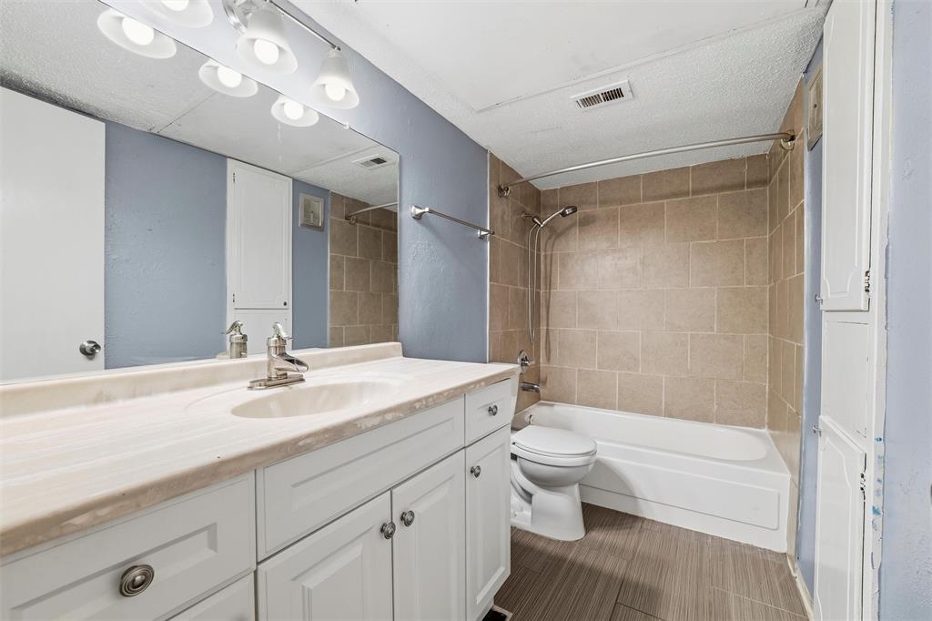 Woodhaven Condo - Residential