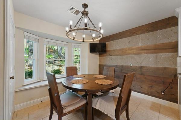1806 Old Oak Drive