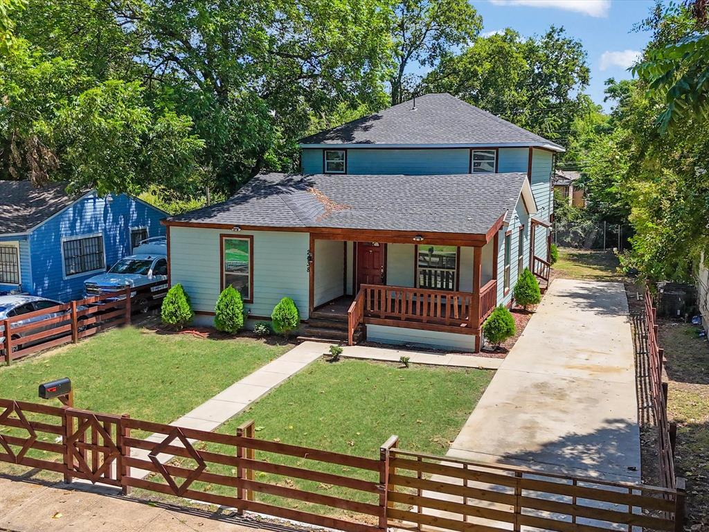 Deerpath Village 03 - Residential