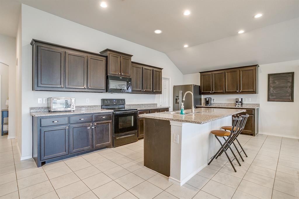 9200 Vistamill Trail