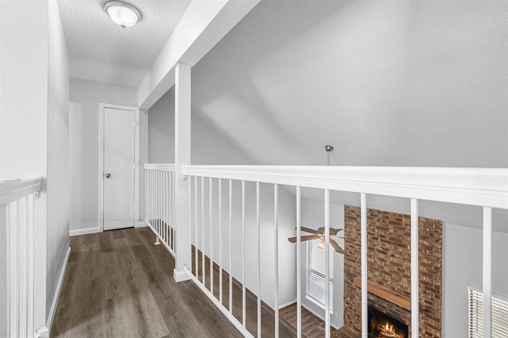 8713 Elbe Trail