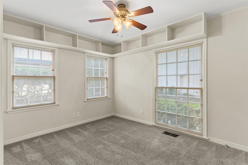 HENRY - Residential Lease