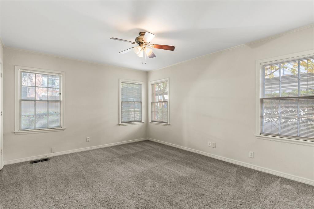 HENRY - Residential Lease