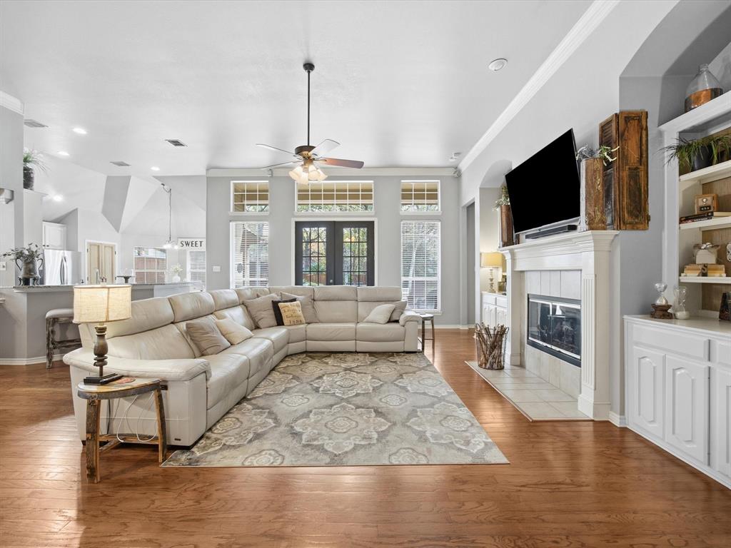 3404 Windsor Parkway