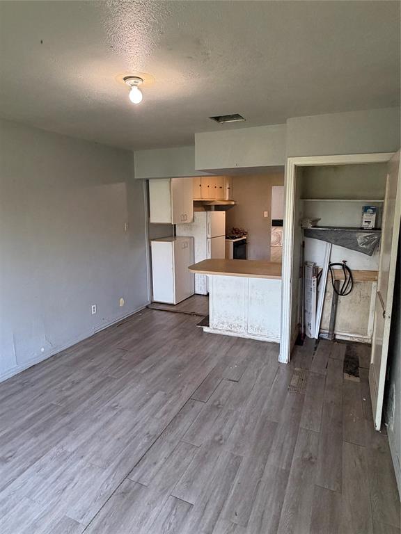 ENGLEWOOD HEIGHTS - Residential