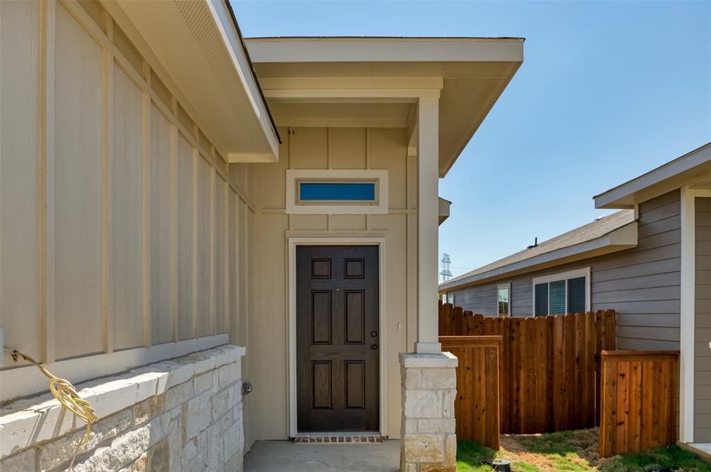 700-704 Harvest Moon Drive