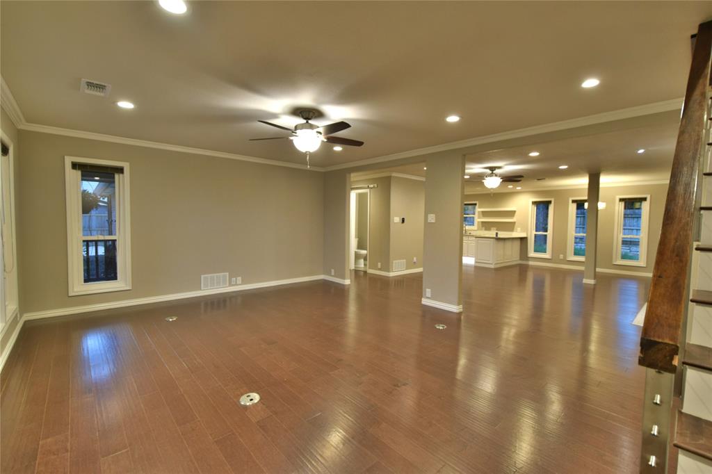 6003 Oakwood Court