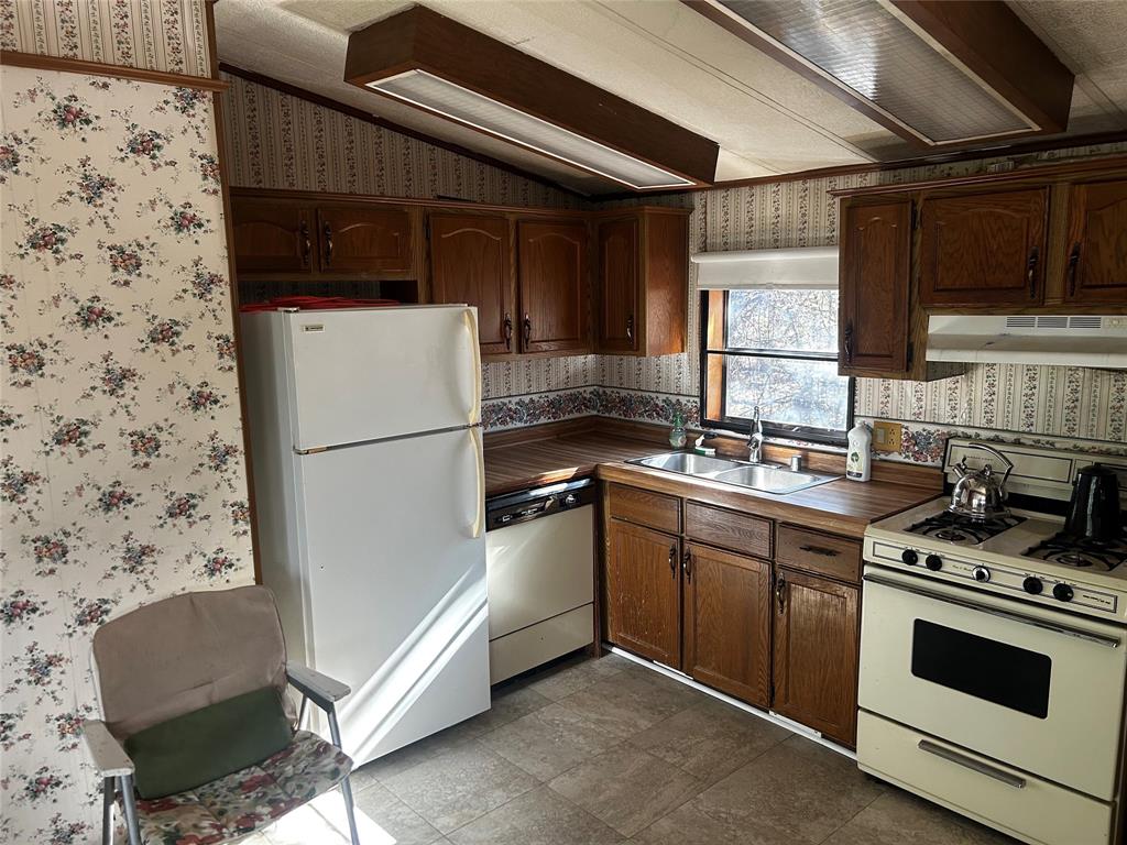 AB 139, FRANKLIN COOK SURVEY - Residential