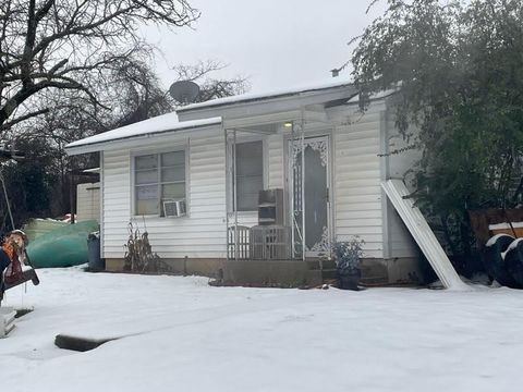 A home in Azle