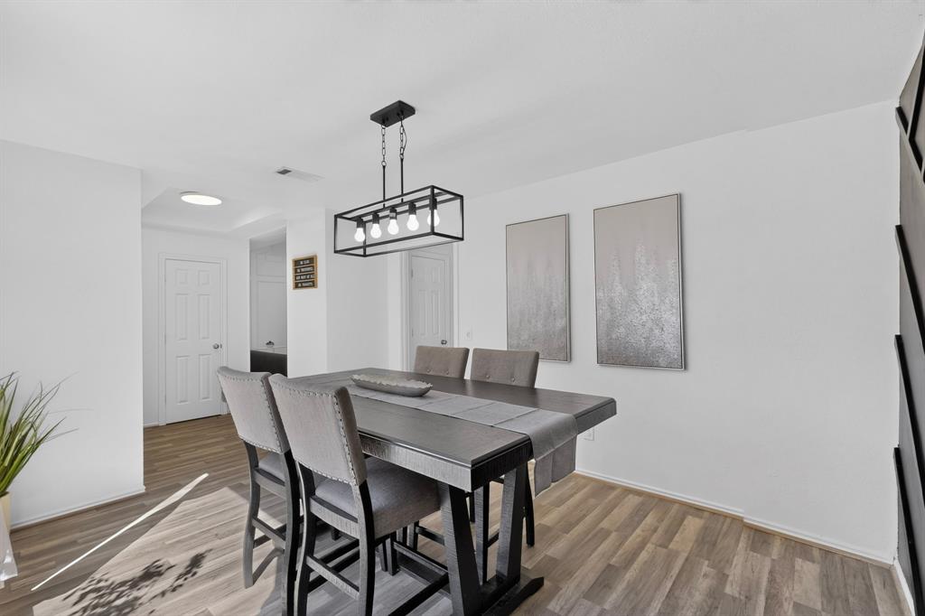 2313 Lawndale Drive