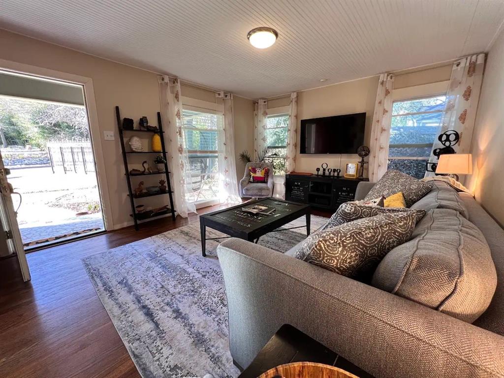 Miller & Stemmons Add - Residential