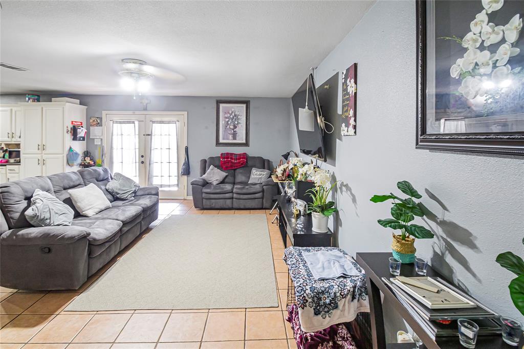 1429 Long Shadow Lane