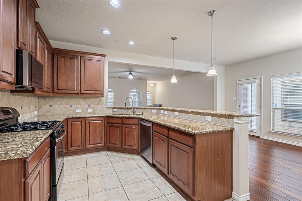 Hemmingway At Craig Ranch Ph 2 - Residential