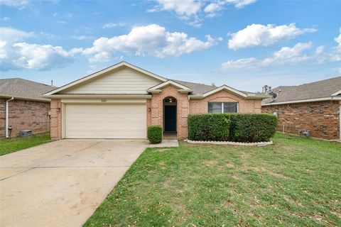 8424 Horse Whisper Lane Fort Worth TX 76131