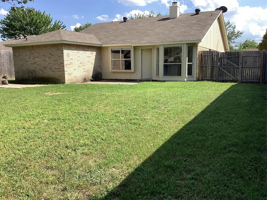 Photo 16 of 17 of 4641 Wineberry Drive house