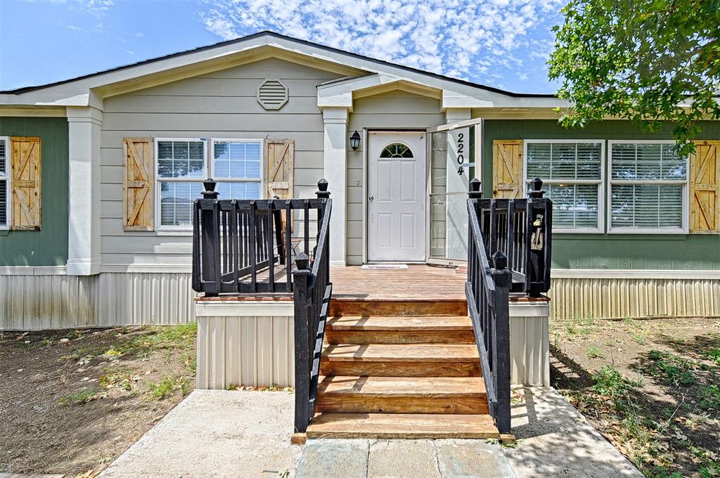 MLS: 20867612
