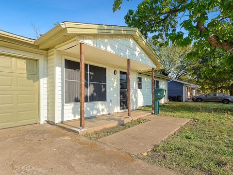 804 Milam Drive Euless TX 76039