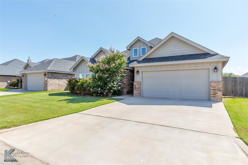 3026 Legacy Lane