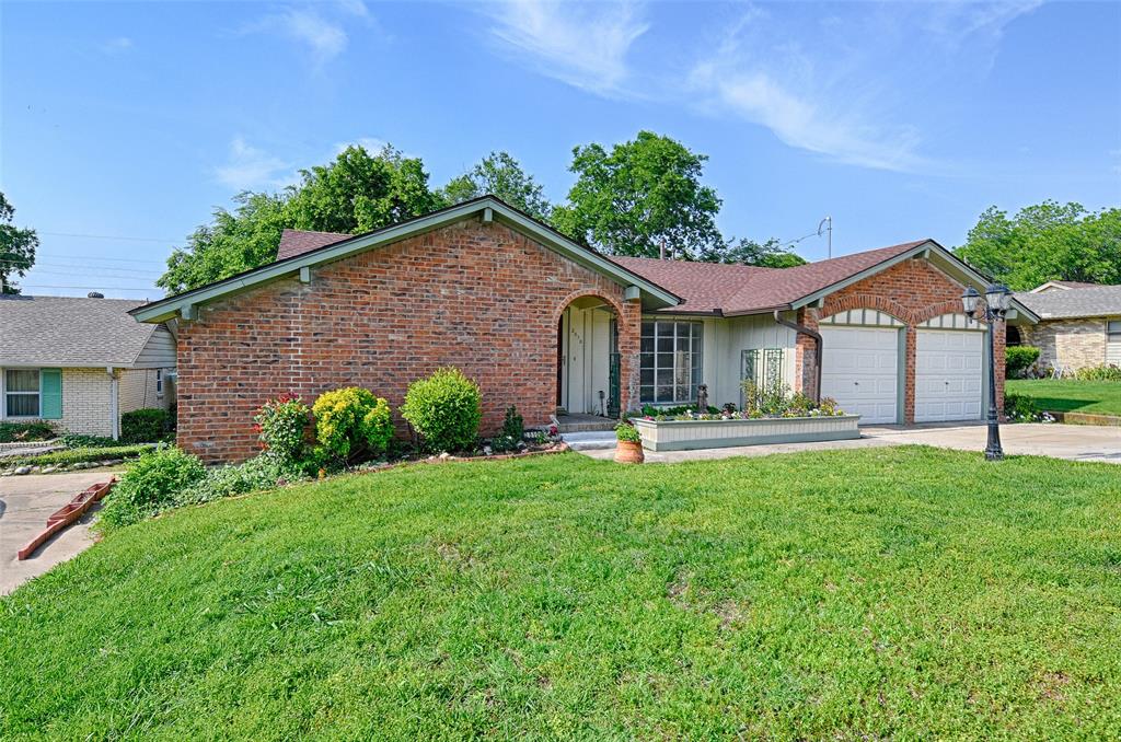 2510 Chevy Chase Drive