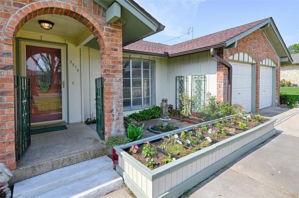 2510 Chevy Chase Drive