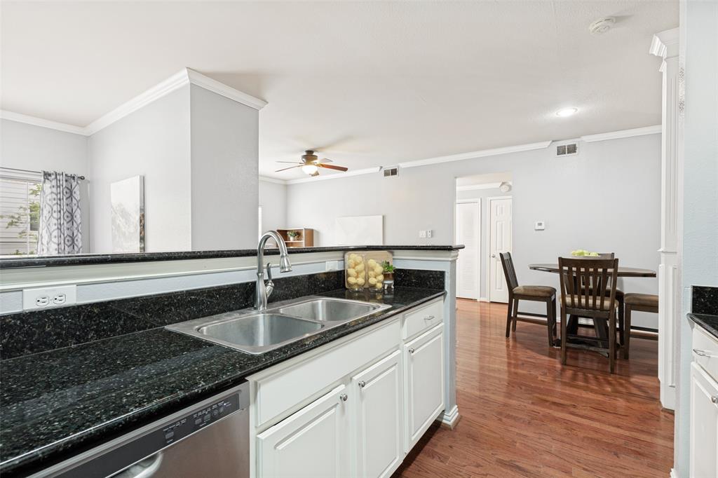 2524 Preston Road 203