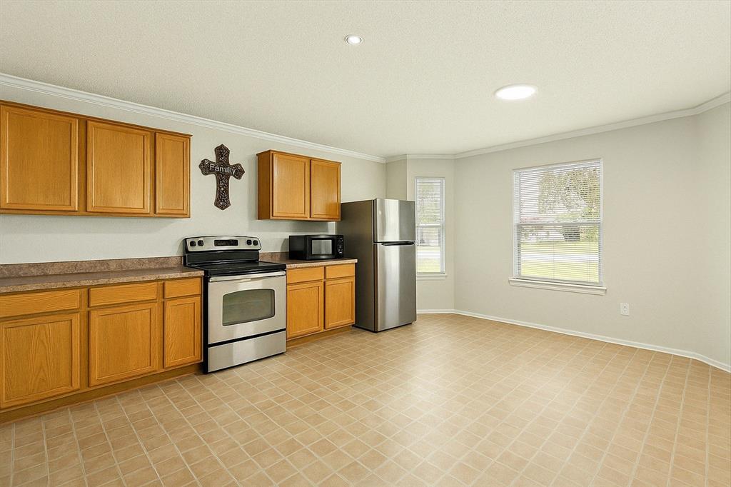 4823 Topaz Lane