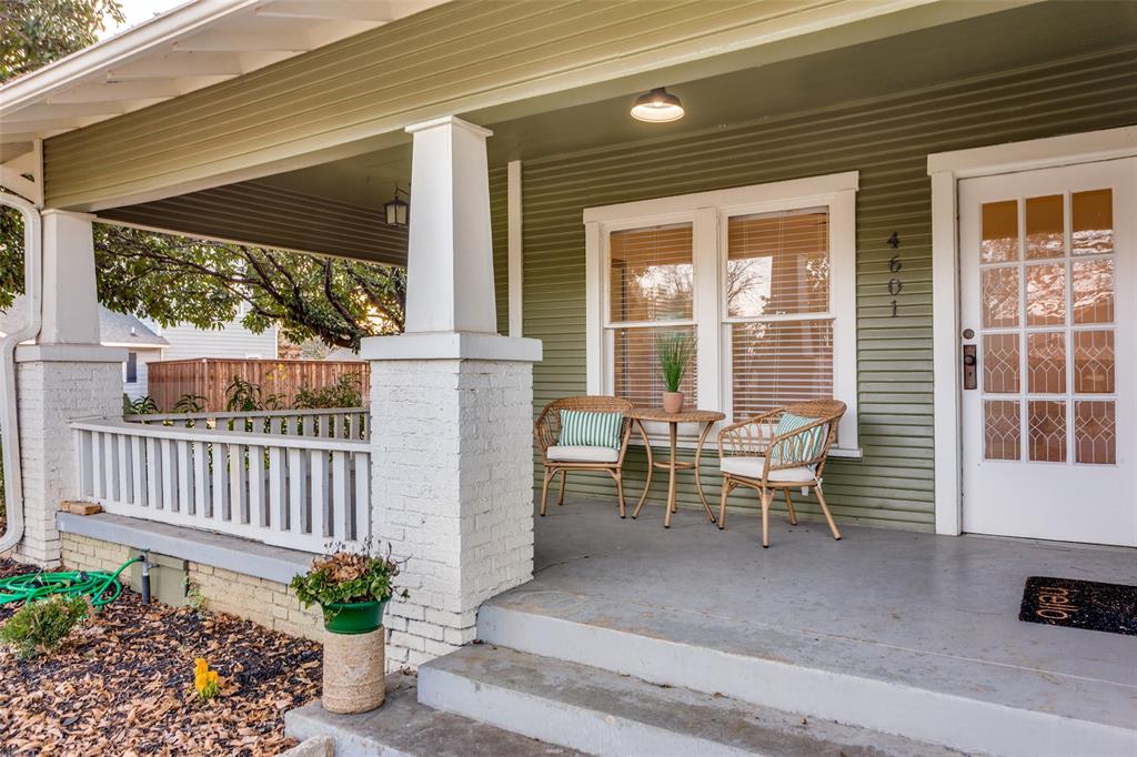 CHAMBERLAIN ARLINGTON HTS 1ST - Residential Income