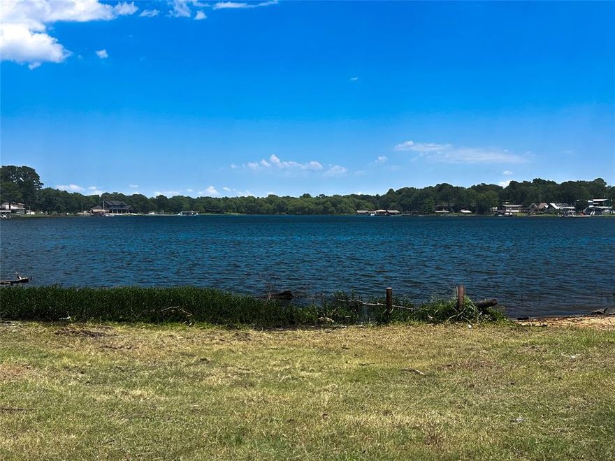 Investor’s dream! Three parcels of land located less than a quarter mile from Cedar Creek Lake — offering endless possibilities. Build your dream home, develop multiple tiny homes, or renovate the existing mobile home, which features a solid shell and roof with no recent signs of leaks. No known restrictions give you the freedom to bring your vision to life!