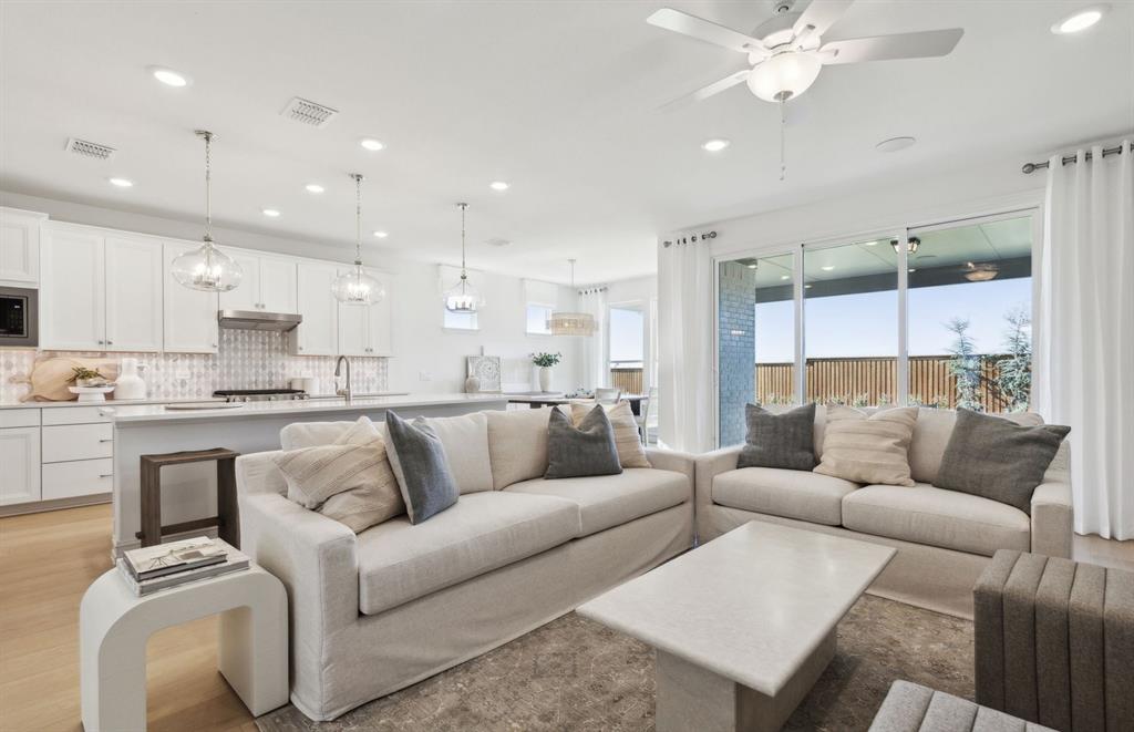 221 Cloverdale Lane